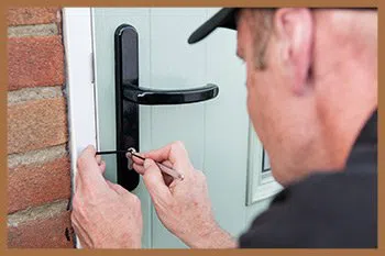 City Locksmith Shop Hamden, CT 203-433-3442 - nearest